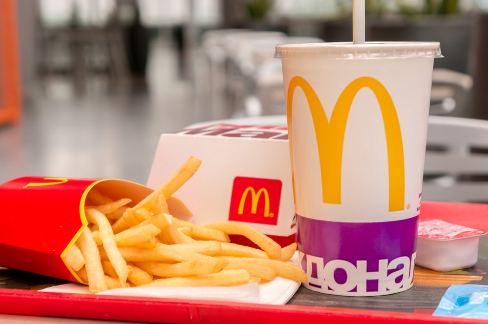 É possível sim economizar no McDonald’s: veja como!