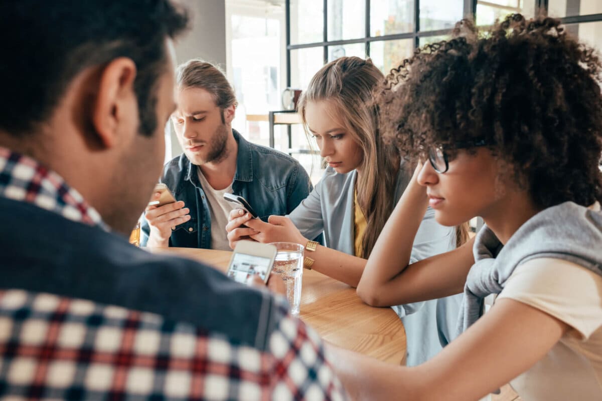 Hambúrguer no Hooters: Como economizar?