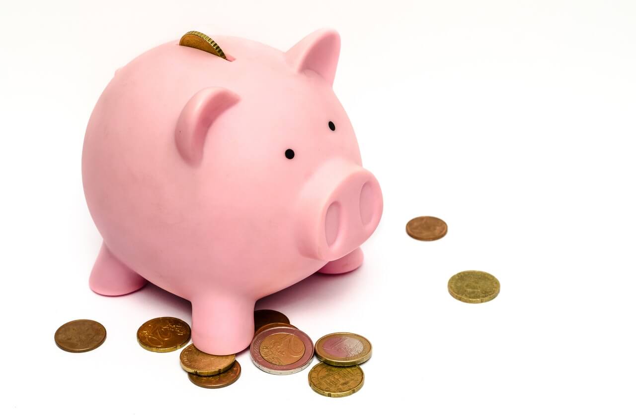 Como economizar dinheiro: confira 10 dicas para poupar grana, mês a mês